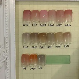 ネイル 𝗿𝗶𝗰𝗼 ˎˊ˗のネイルデザイン