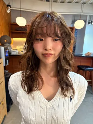 カラー 武石 優愛のヘアスタイル