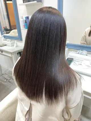ロング クセ、艶にお悩みの方 ブリーチ毛にも縮毛可のヘアスタイル