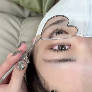 マツエク・マツパ eyesalon〜Zizz〜所属・eyesalon 〜Zizz〜のマツエク・マツパデザイン