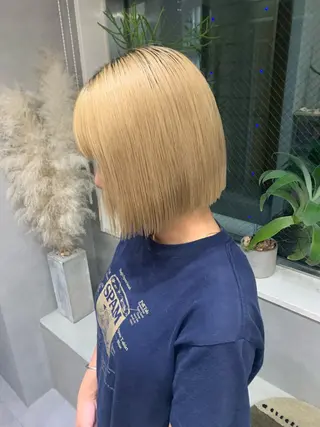 ショート カラー amu/ブリーチなし ダブルカラーのヘアスタイル