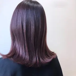 ミディアム カラー おかにわ みりのヘアスタイル