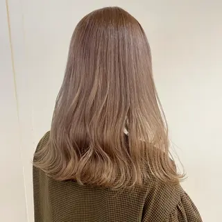 セミロング soyon心斎橋所属・♡透明感/艶カラー/ M a I ♡のヘアスタイル