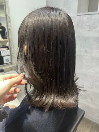 セミロング 袋瀬 玲奈のヘアスタイル