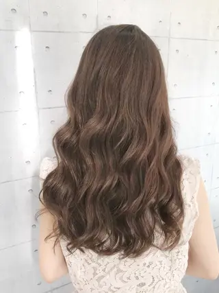 ロング カラー 高木 麻知子のヘアスタイル