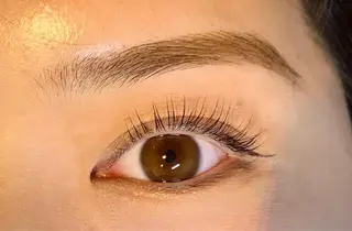 マツエク・マツパ MODEk's TESORO柿崎流依のマツエク・マツパデザイン