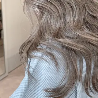 セミロング 🫧FEAT. ／Rikka 🫧のヘアスタイル