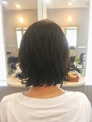 ミディアム パーマ tenny調布 いしまつのヘアスタイル