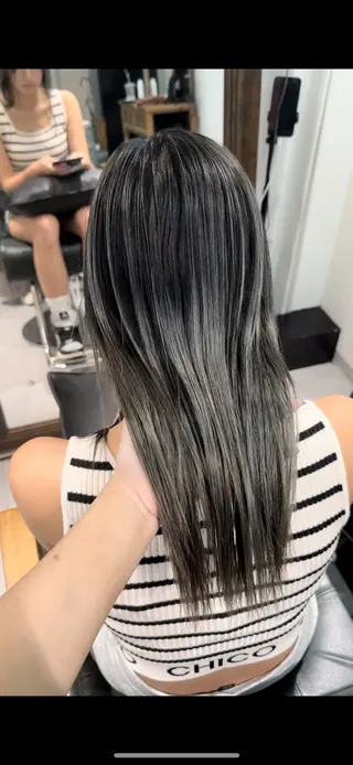 ロング 韓国レイヤー💖 ハイトーン🍒ྀིのヘアスタイル