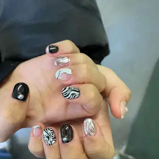 ネイル 栗田 ゆう子のネイルデザイン