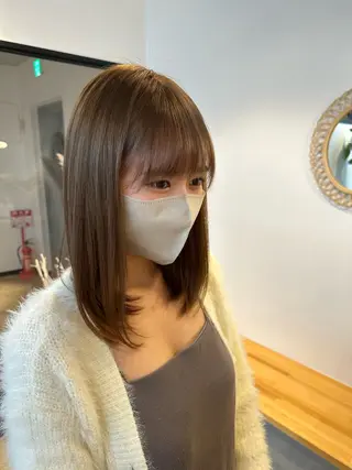 ミディアム カラー yuika .のヘアスタイル