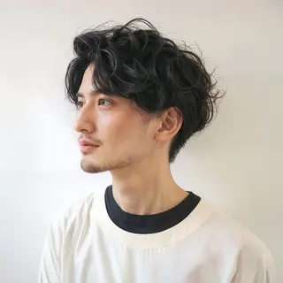 ミディアム カラー パーマ メンズ イトウ ヒカルのヘアスタイル