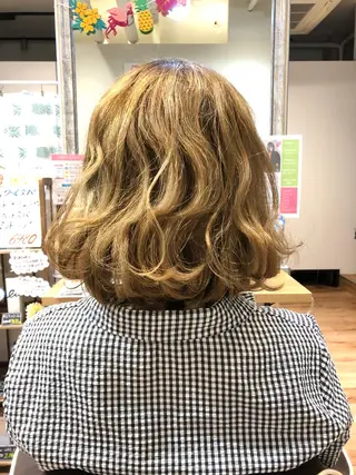 ミディアム 青野 文香のヘアスタイル