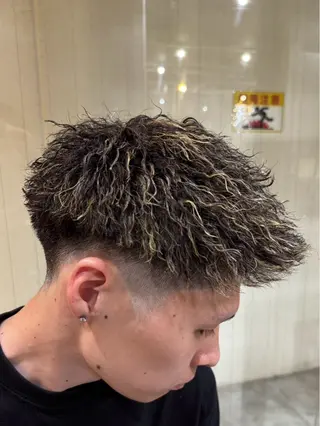 ショート りょうま⚡️メンズ パーマ特化⚡️新小岩のヘアスタイル