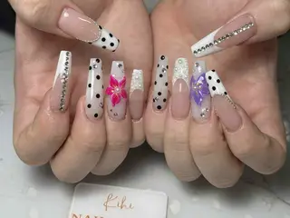 ネイル 💕鈴木ユリ パラジェル/オフ無料のネイルデザイン