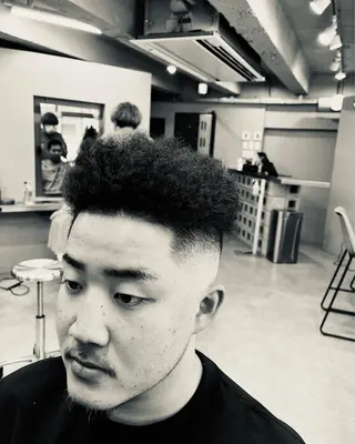 ショート メンズ icon Blue所属・池袋メンズパーマ フェード純平のヘアスタイル