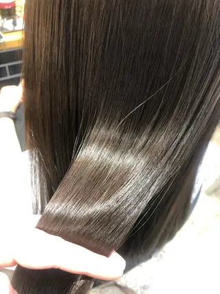 ロング カラー mai🐷髪質改善 🖤透ける暗髪🖤のヘアスタイル