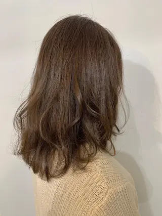 ミディアム カラー パーマ ヘアアレンジ 加藤 綾華のヘアスタイル