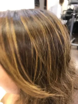 ミディアム カラー 桧山 真のヘアスタイル