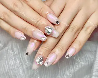 ネイル Salon de Minuit🦩のネイルデザイン