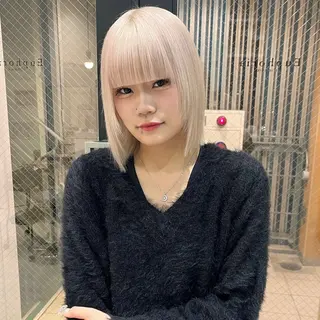 ミディアム MEI🎀つやカラー 🎀レイヤー🎀渋谷のヘアスタイル