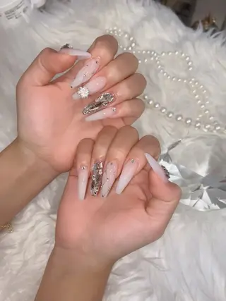 ネイル nail salon azuのネイルデザイン