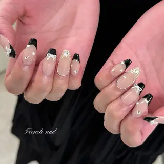 ネイル UnFLAIR 麻布十番店🧸NAOのネイルデザイン