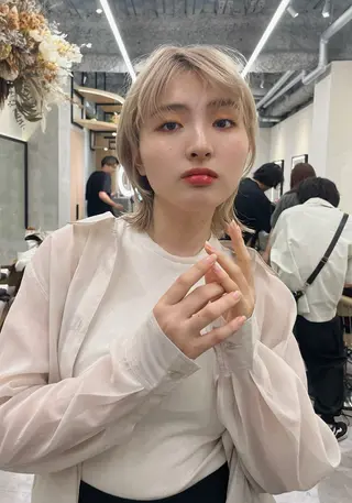 ミディアム 浦和Lond 山本賢人のヘアスタイル