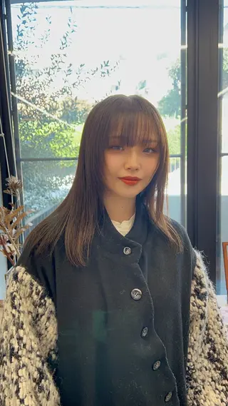 セミロング ケアブリーチ/ ハイトーン/牧野のヘアスタイル