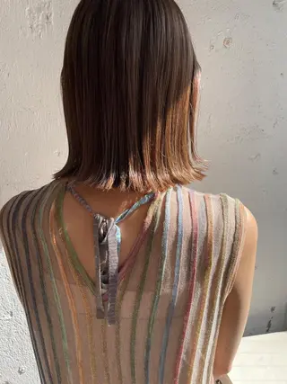 ミディアム hisano / ハイトーン･透明感のヘアスタイル