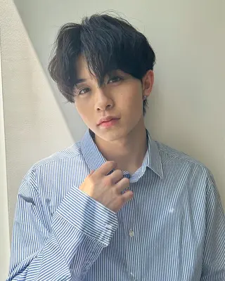 パーマ メンズ 増渕 駿介のヘアスタイル