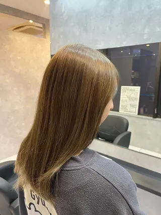 カラー トメちゃん 💜🇭🇰のヘアスタイル