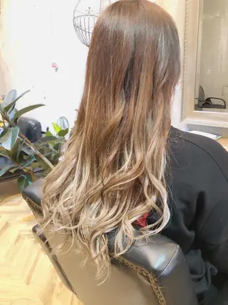 ロング カラー エクステ指名No.1 【店長】橘田のヘアスタイル