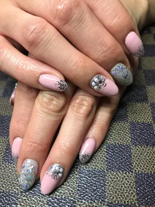 ネイル みんなの店所属・仲谷 つかさのエステ・リラクイメージ