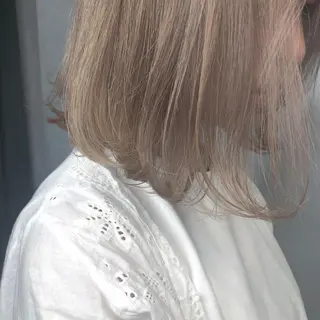 ミディアム カラー ORIKA 美容室のヘアスタイル