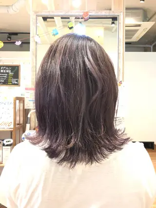 ミディアム カラー 青野 文香のヘアスタイル