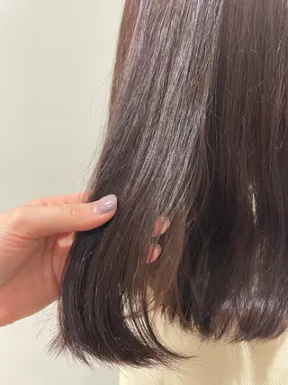 セミロング momoka ［pejite]のヘアスタイル