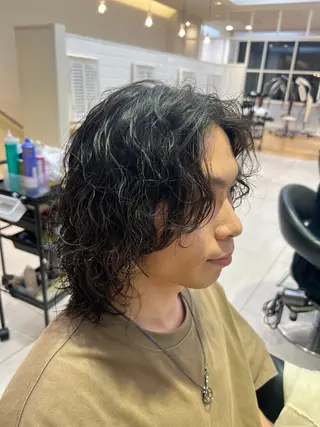 ミディアム パーマ メンズ メンズパーマ 岩成健志郎のヘアスタイル