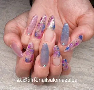 ネイル R inのネイルデザイン