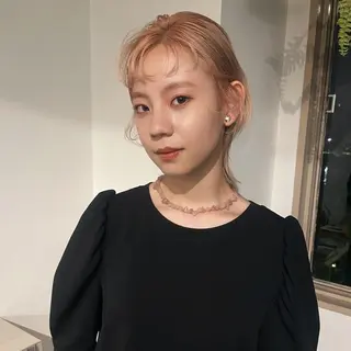 ショート カラー デザインカラー🥂 YUKAのヘアスタイル