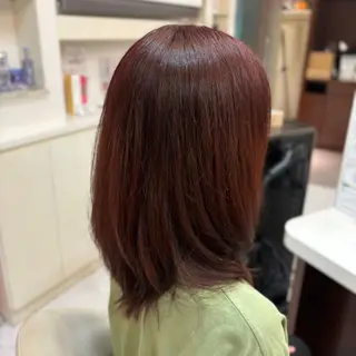 カラー レナークアリア 武田明花音のヘアスタイル