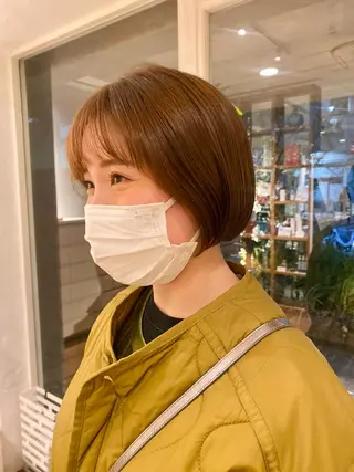 ショート カラー BELLA阿部野 TOMOMIのヘアスタイル