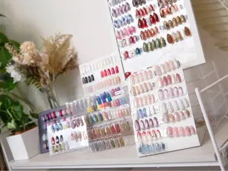 ネイル Lilvera所属・中村 春菜のネイルデザイン