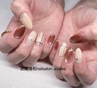 ネイル R inのネイルデザイン