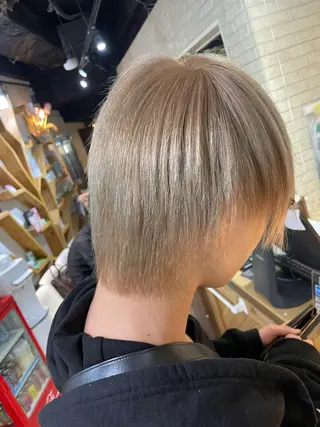 ショート カラー CORE blanc所属・COREblanc ゆきの／表参道 原宿のヘアスタイル