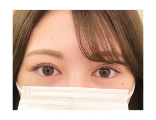 マツエク・マツパ scelta所属・南山 あゆみのヘアスタイル