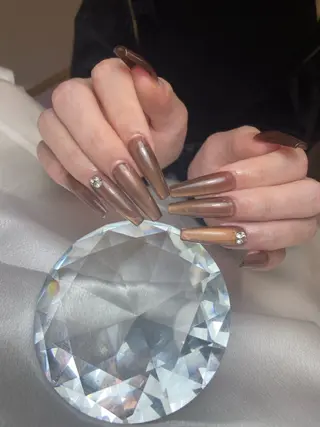ネイル NAILSALON LUNON 獨協大学前駅店所属・LUNON 獨協大学前駅店のネイルデザイン