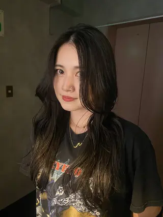 ロング YOKE所属・いとう ほのかのヘアスタイル