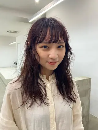 セミロング 山岸 未玖のヘアスタイル