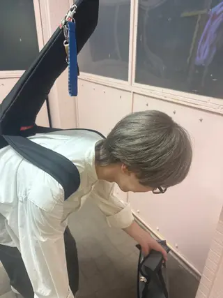 カラー メンズ 鈴木 愛海のヘアスタイル